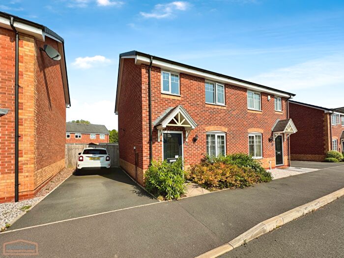 3 Bedroom Semi-Detached House For Sale In Edge Avenue, Shifnal, TF11
