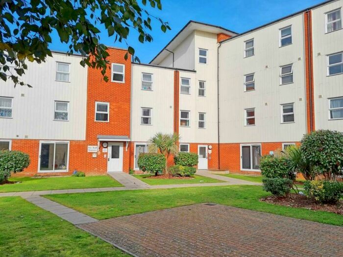 2 Bedroom Apartment For Sale In Broomwade Close, Off Ranelagh Road, IP2