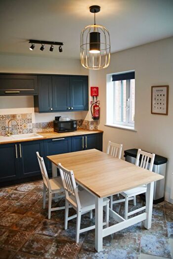 6 Bedroom Flat To Rent In William Street, Loughborough, LE11