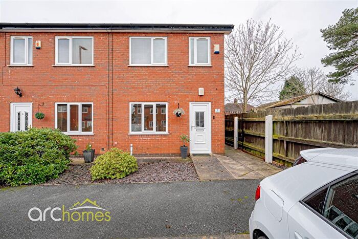 2 Bedroom Semi Detached House For Sale In St. Richards Close, Atherton, Manchester, M46