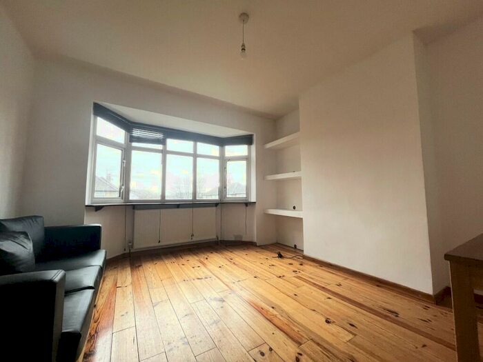 2 Bedroom Apartment To Rent In Beresford Gardens, Enfield, EN1