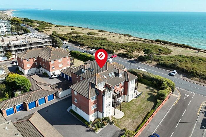 3 Bedroom Flat For Sale In Boscombe Manor, BH5