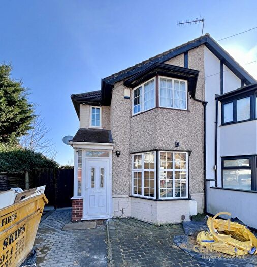 3 Bedroom Semi-Detached House To Rent In Dickens Avenue, Uxbridge, UB8