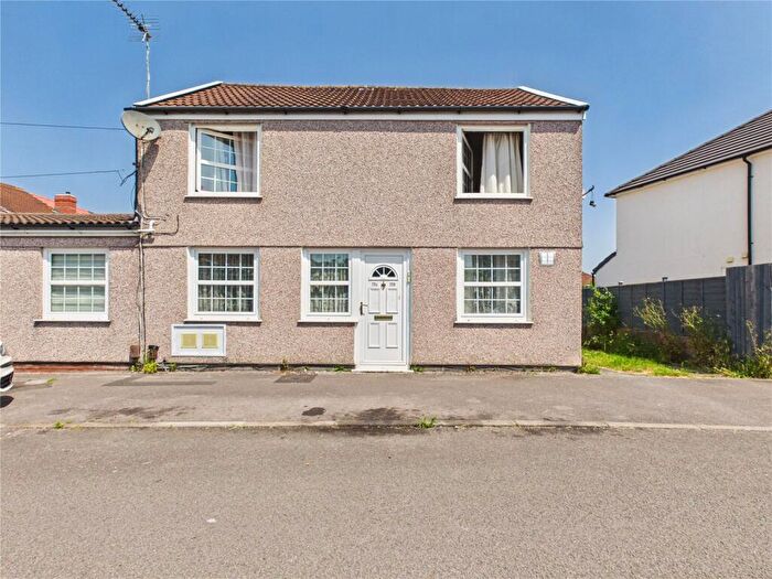 1 Bedroom Apartment For Sale In Russell Avenue, Kingswood, Bristol, BS15