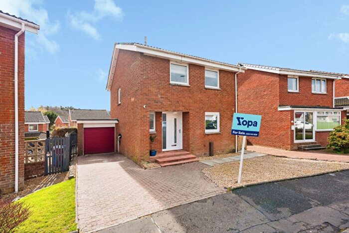 4 Bedroom Detached House For Sale In Aspen Way, Hamilton, ML3