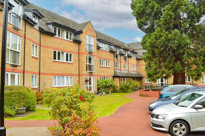 1 Bedroom Apartment For Sale In Hendon Grange, London Road, Stoneygate, Leicester, LE2