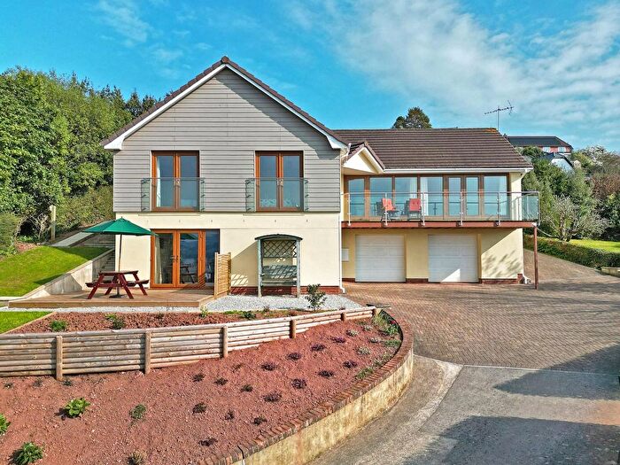 4 Bedroom Detached House For Sale In Brook Lane, Shaldon, TQ14