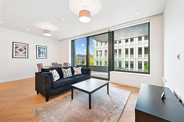 2 Bedroom Flat For Sale In Wood Crescent, Television Centre, White City, London, W12