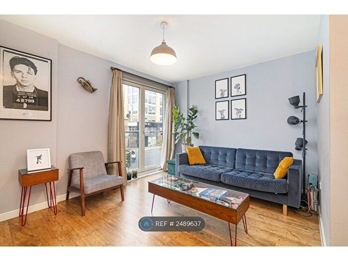 2 Bedroom Flat To Rent In Dunston Road, London, E8