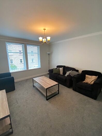 3 Bedroom Flat To Rent In Lauriston Gardens, Meadows, Edinburgh, EH3