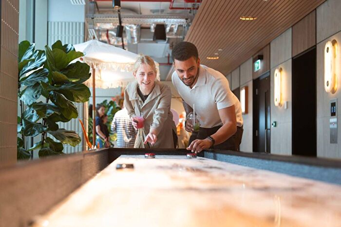 1 Bedroom Flat To Rent In Coppermaker Square, Stratford, London, E20