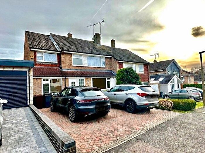 4 Bedroom Semi Detached House To Rent In Mcdermott Road, Borough Green, TN15