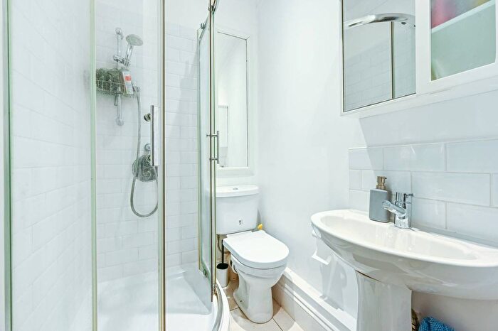 1 Bedroom Flat To Rent In Agar Grove, Camden, London, NW1