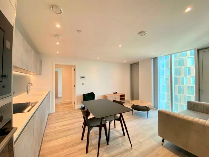 1 Bedroom Apartment To Rent In The Blade, Manchester, M15