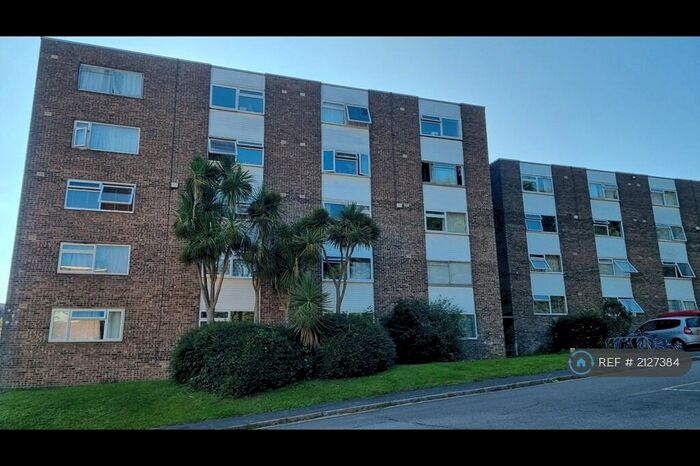 1 Bedroom Flat To Rent In Duncan Court, Southampton, SO19