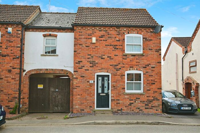 3 Bedroom End Of Terrace House For Sale In High Street, Luddington, Scunthorpe, DN17
