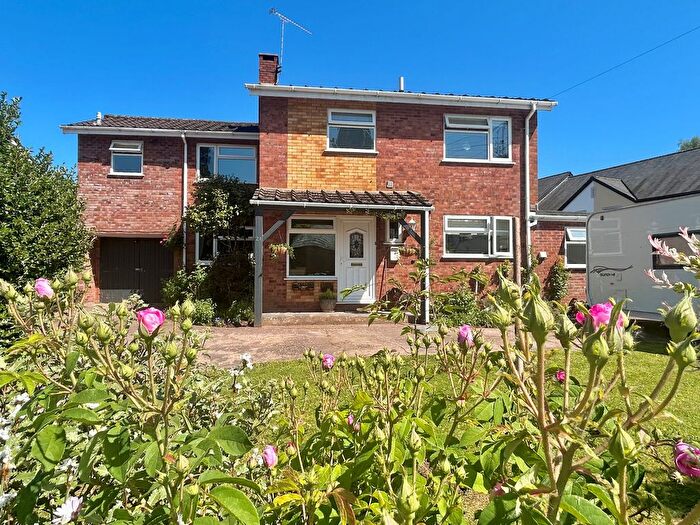 4 Bedroom Detached House For Sale In Ford Road, Wiveliscombe, Taunton, TA4