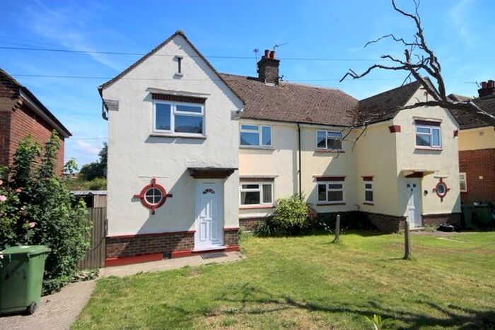 3 Bedroom Semi-Detached House To Rent In Willow Avenue, Faversham, ME13