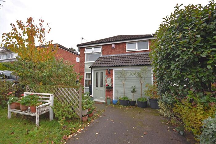 3 Bedroom Semi Detached House For Sale In Sandon Crescent, Neston, CH64