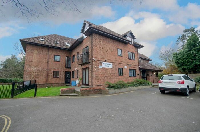 1 Bedroom Maisonette To Rent In Westridge Road, Portswood, Southampton, SO17