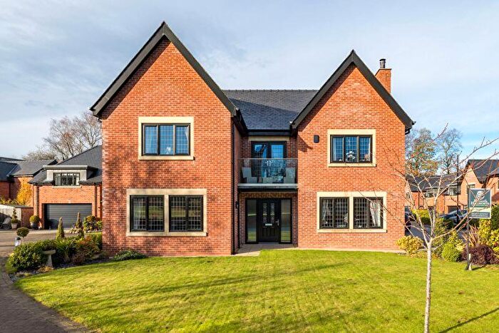 7 Bedroom Detached House For Sale In Chapel Fold, Whittle-Le-Woods, PR6