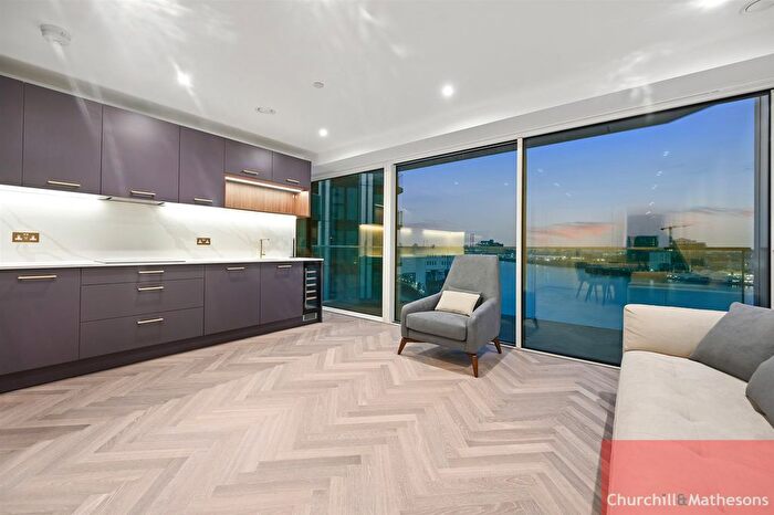 2 Bedroom Flat To Rent In Brigadier Walk, Woolwich, London, SE18