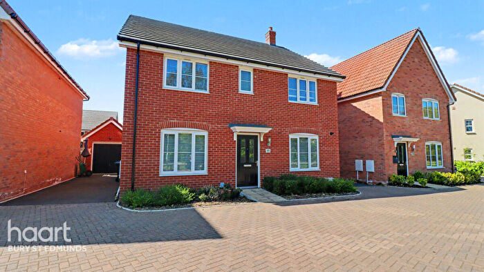 4 Bedroom Detached House For Sale In Archer Drive, Stowmarket, IP14