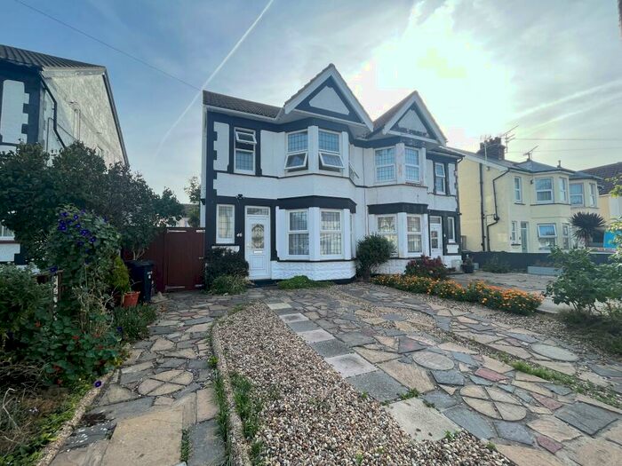 3 Bedroom Semi-Detached House To Rent In Hayes Road, Clacton-on-Sea, CO15