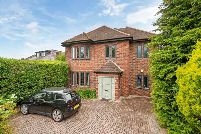 5 Bedroom House To Rent In Hermitage Lane London, NW2
