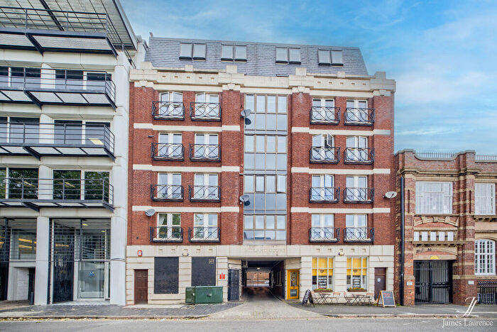 1 Bedroom Apartment To Rent In Midland Court, Cox Street, St. Paul's Square, Birmingham, B3