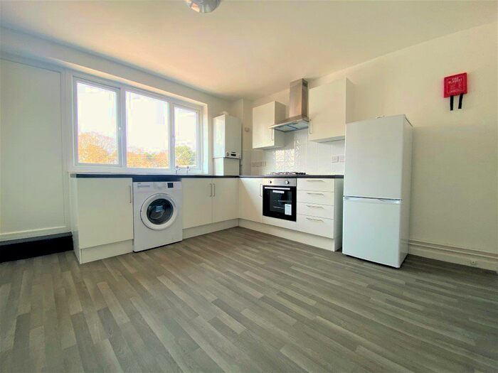 3 Bedroom Flat To Rent In Colman Road, Norwich, Norfolk, NR4