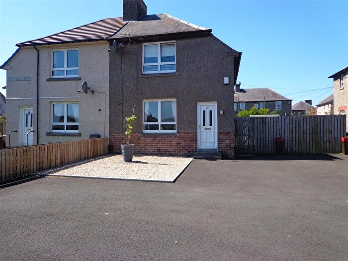2 Bedroom Property For Sale In North Drum Street, Kelty, KY4