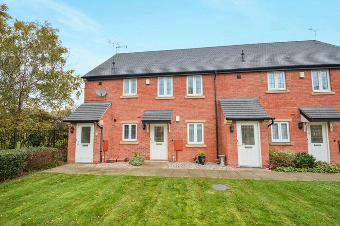 2 Bedroom Flat To Rent In Highland Drive, Loughborough, LE11