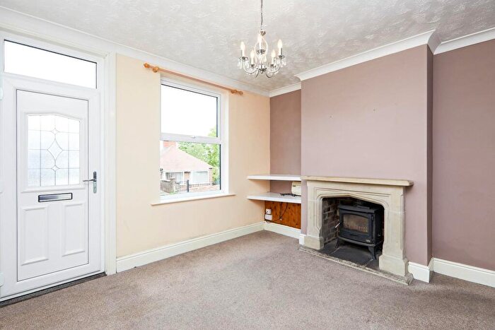 2 Bedroom End Of Terrace House To Rent In Marsh Lane, DE56