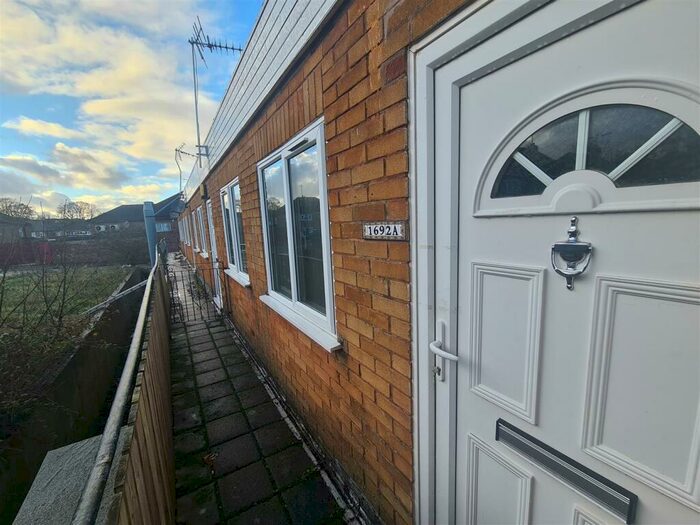 2 Bedroom Flat To Rent In Bristol Road South, Rednal, Birmingham, B45