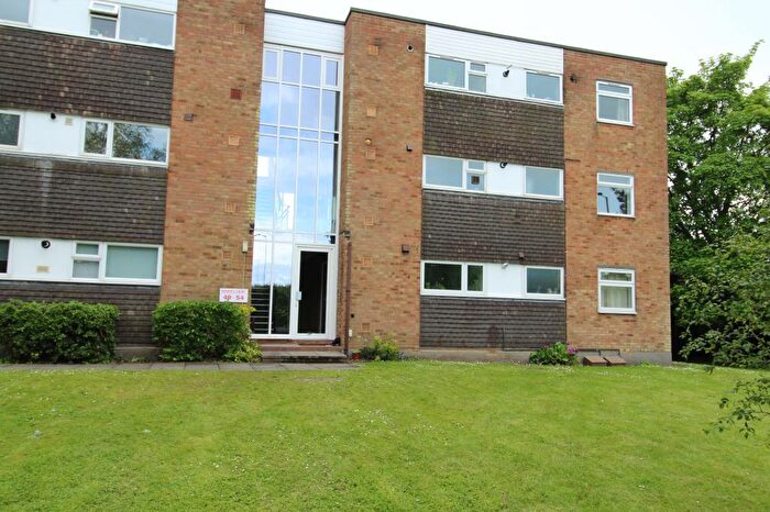 2 Bedroom Flat To Rent In Bishops Court, Trumpington, Cambridge, Cambridgeshire, CB2