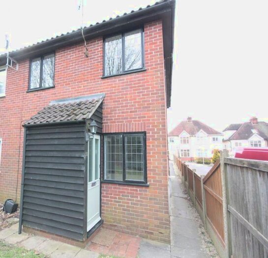 1 Bedroom Property To Rent In Warley Mount, Warley, Brentwood, CM14