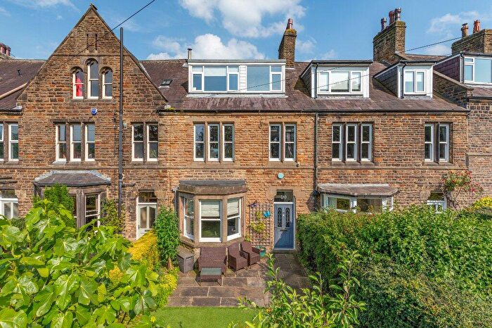 5 Bedroom Terraced House For Sale In Wheatley Lane, Ilkley, West Yorkshire, LS29