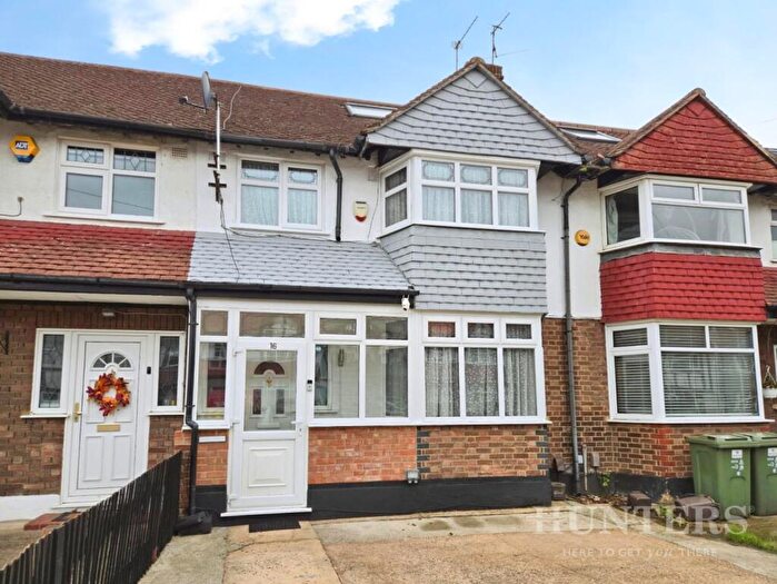 4 Bedroom House For Sale In Beech Close, Carshalton, SM5