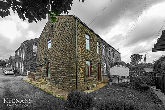 2 Bedroom Terraced House For Sale In Halley Street, Bacup, OL13
