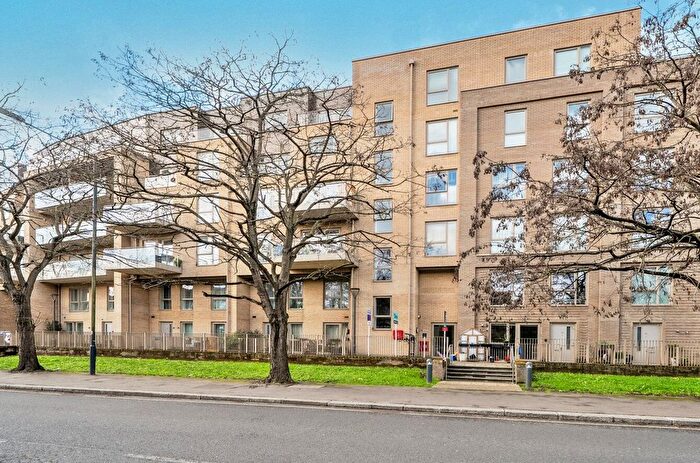 1 Bedroom Flat For Sale In Winchelsea Road, London, NW10