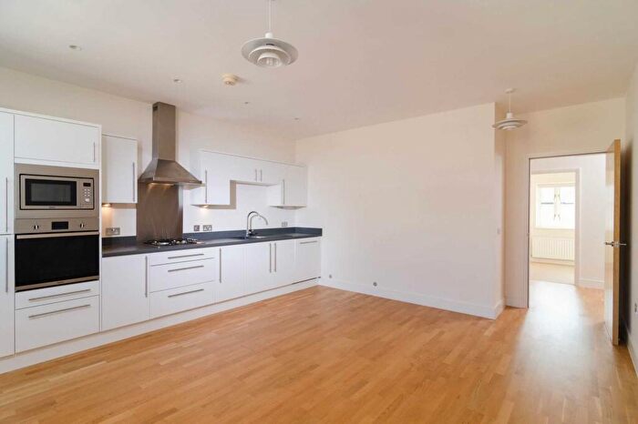 2 Bedroom Apartment To Rent In Marchant House, Southgate, BA1