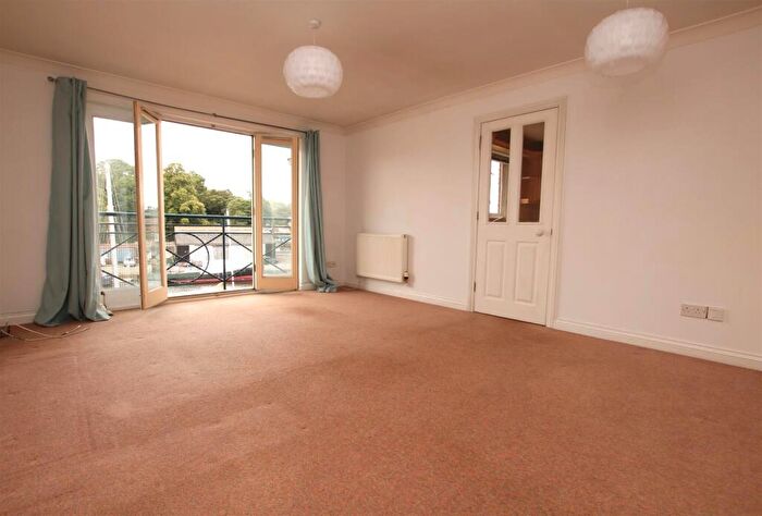2 Bedroom Flat To Rent In Haven Road, Exeter, EX2