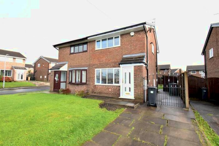2 Bedroom Semi-Detached House To Rent In Lower Drake Fold, Westhoughton, Bolton, BL5
