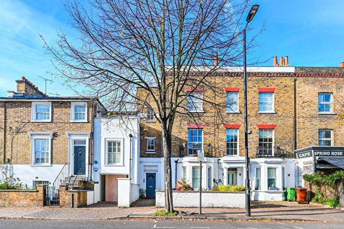 1 Bedroom Flat To Rent In Southgate Road, De Beauvoir Town, London, N1