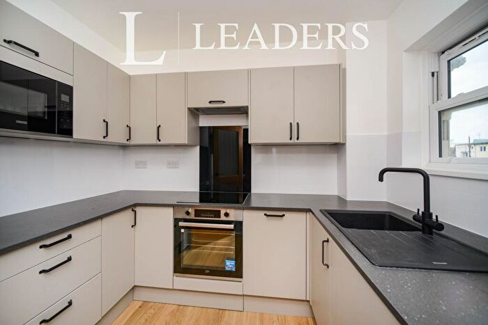 2 Bedroom Apartment To Rent In Fourth Avenue, Hove, BN3