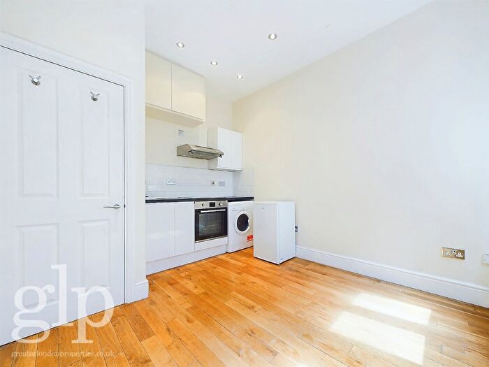 1 Bedroom Flat To Rent In Villiers Street, London, WC2N
