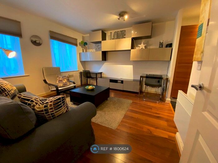 1 Bedroom Flat To Rent In Creine Mill Lane North, Canterbury, CT1