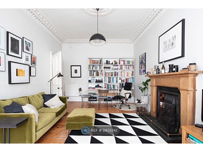 2 Bedroom Flat To Rent In Leven Terrace, Edinburgh, EH3