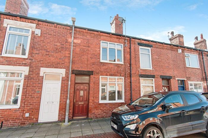 2 Bedroom Terraced House For Sale In Ambler Street, Castleford, WF10